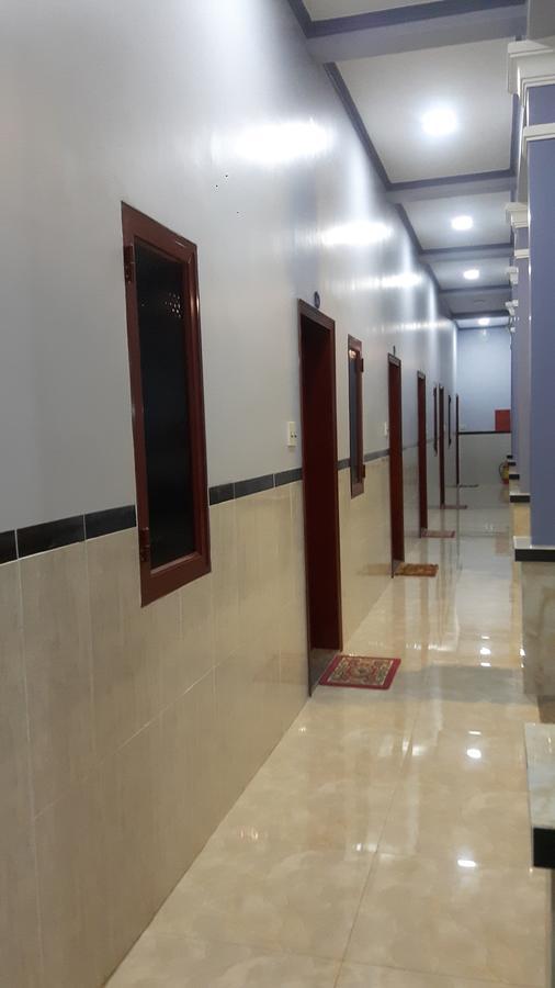 Motel Hoang Gia Long Khanh Exterior foto