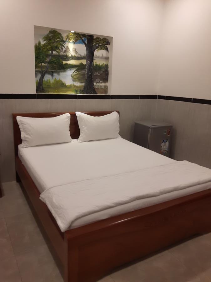 Motel Hoang Gia Long Khanh Exterior foto